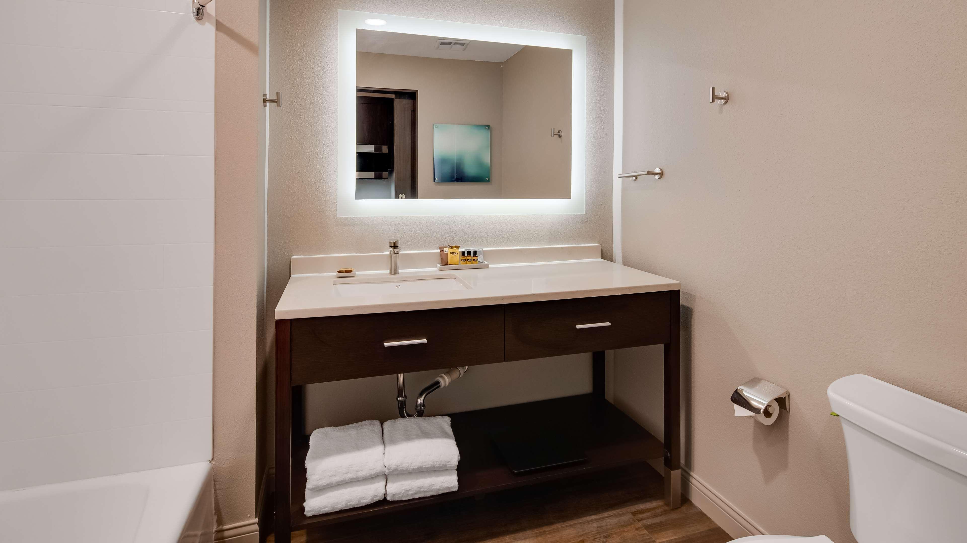 Comfort Inn & Suites Clarksville - Louisville North 외부 사진