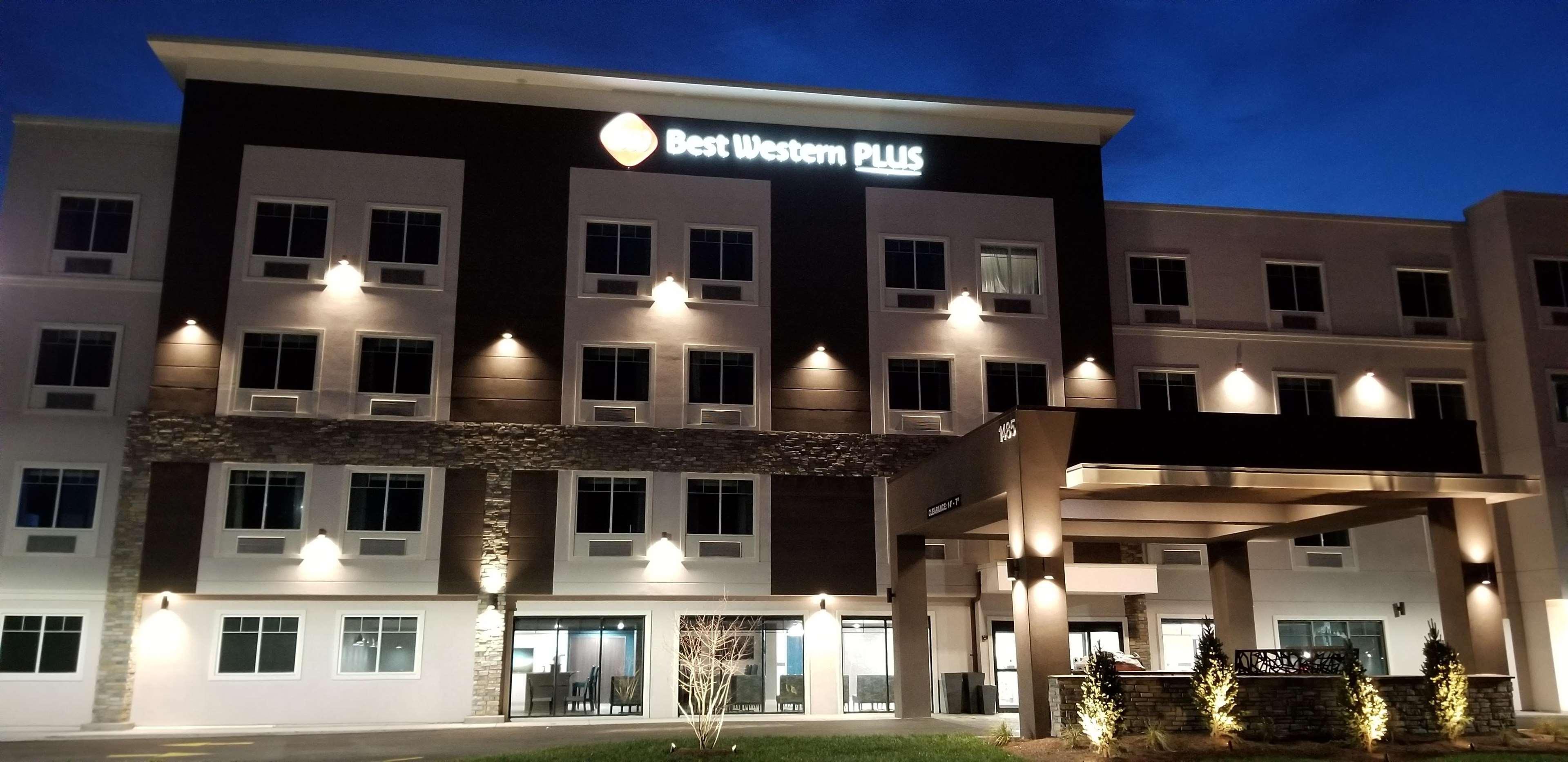 Comfort Inn & Suites Clarksville - Louisville North 외부 사진