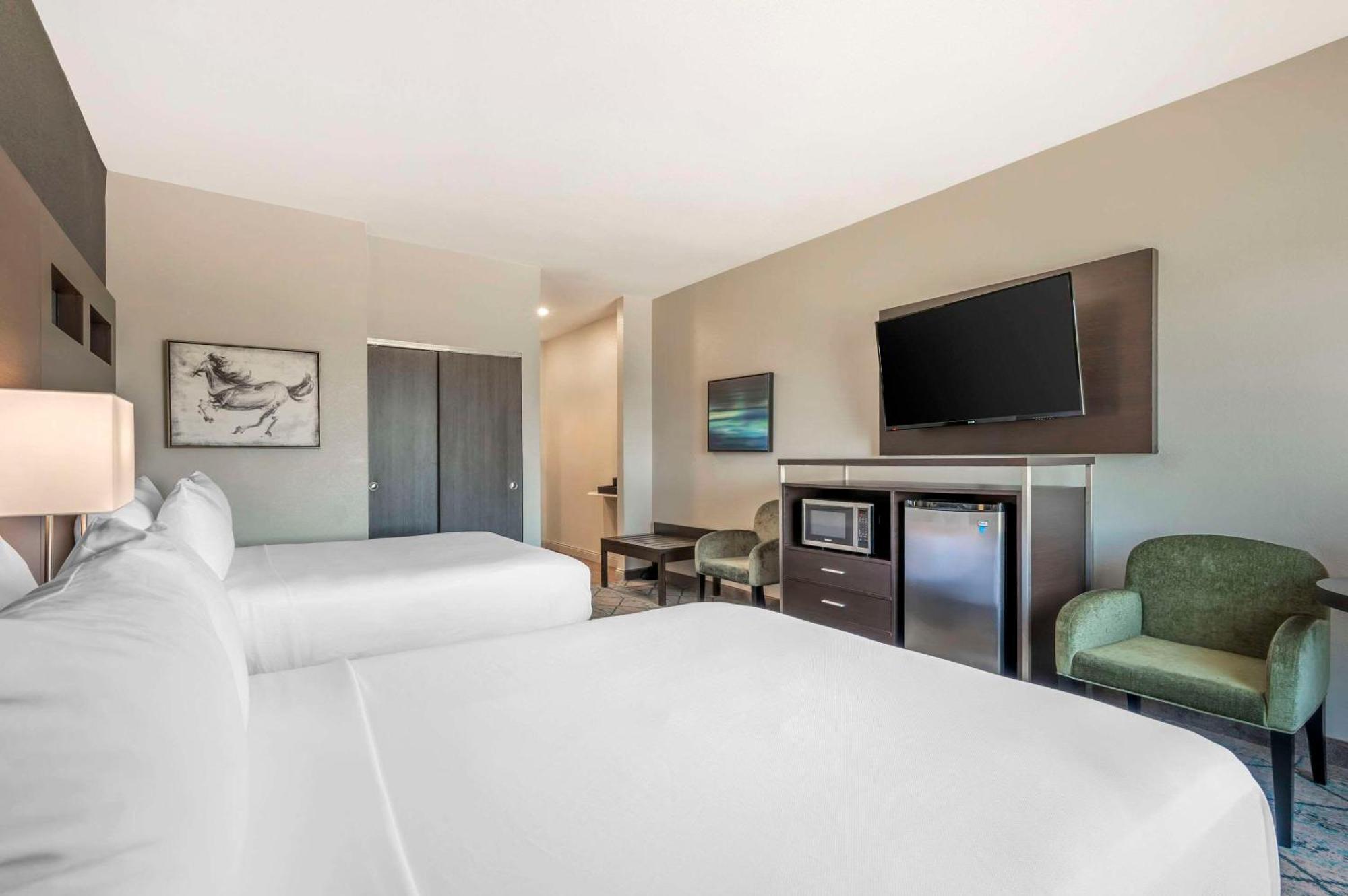 Comfort Inn & Suites Clarksville - Louisville North 외부 사진