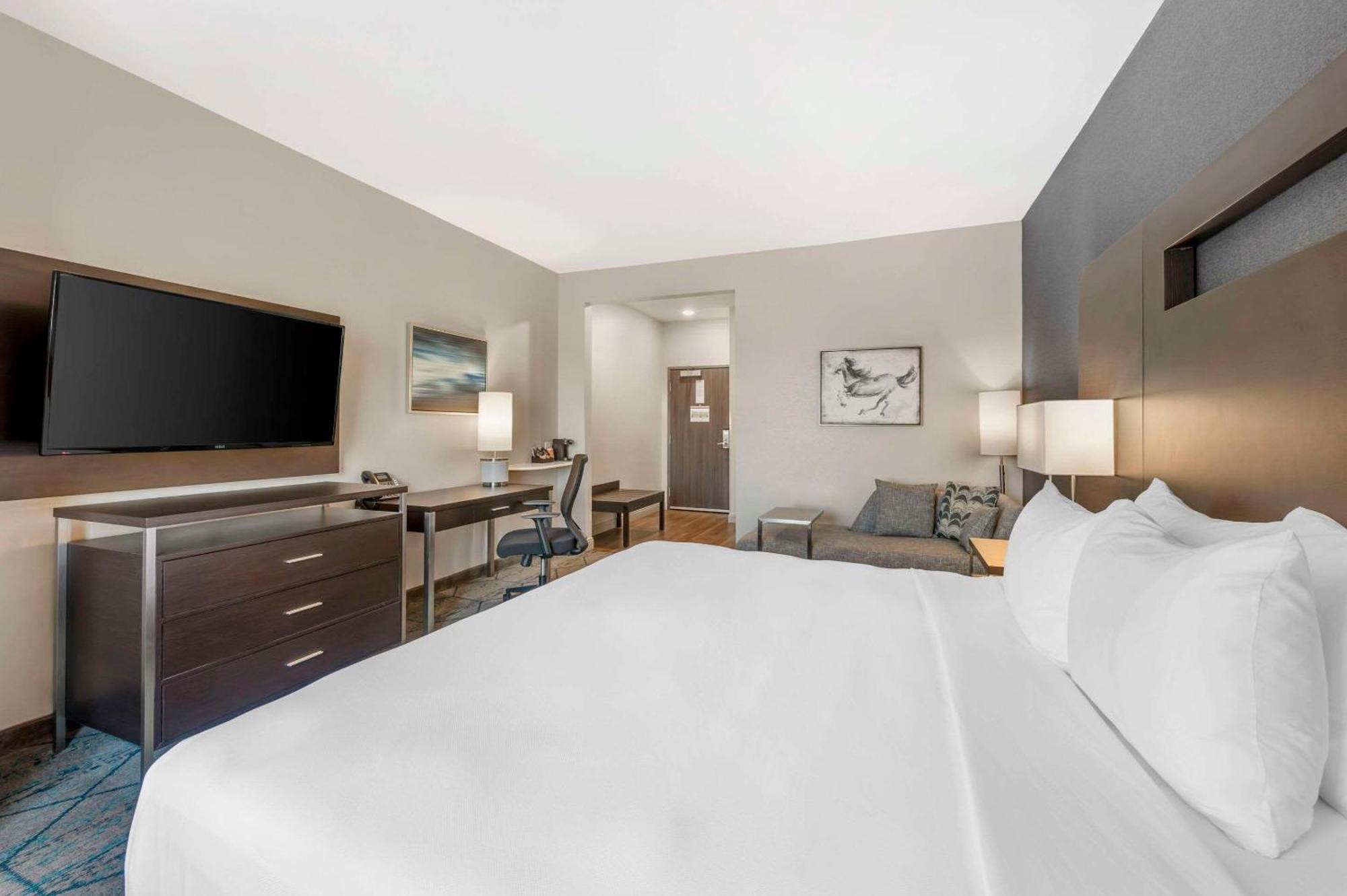Comfort Inn & Suites Clarksville - Louisville North 외부 사진