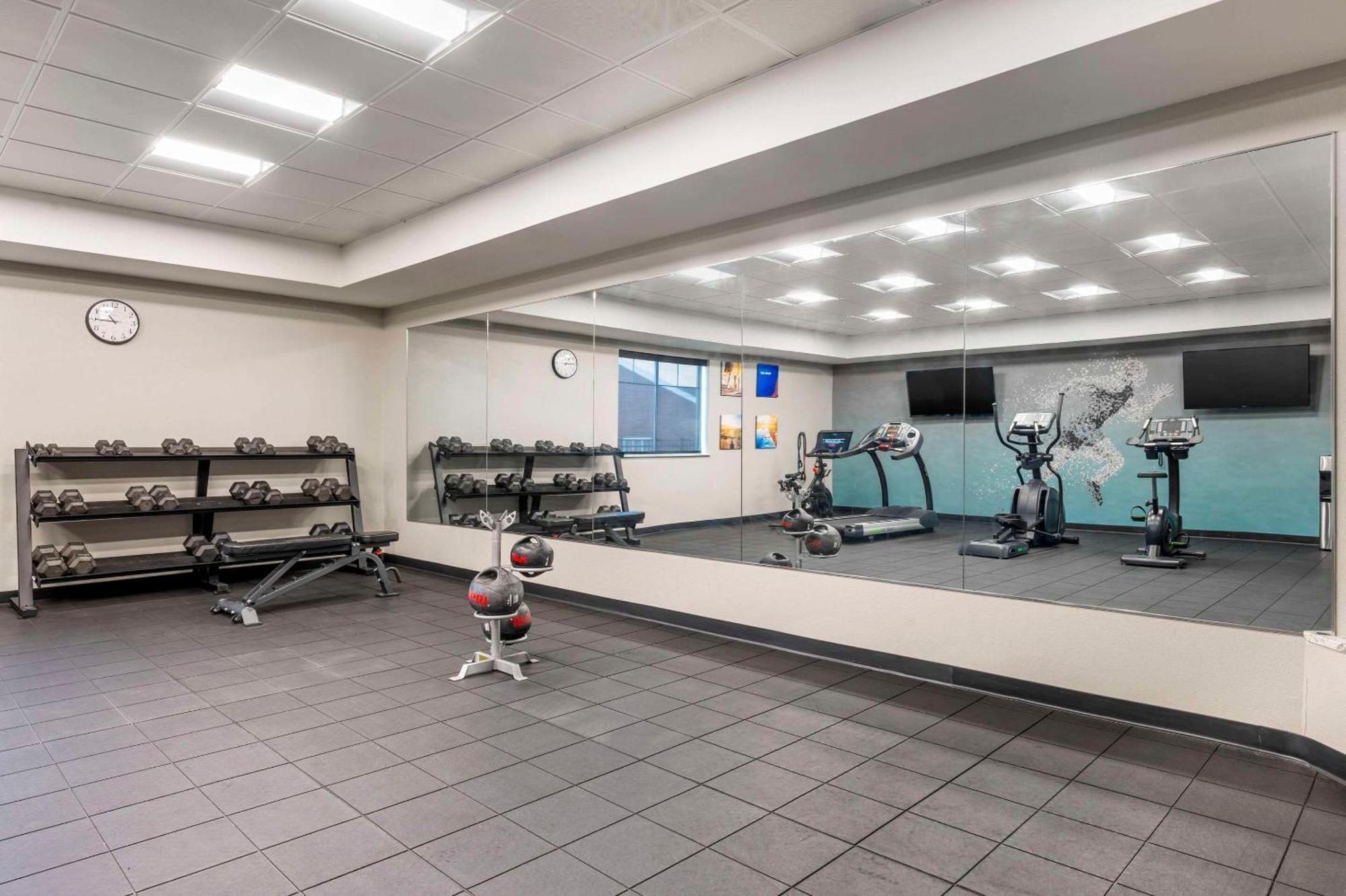 Comfort Inn & Suites Clarksville - Louisville North 외부 사진