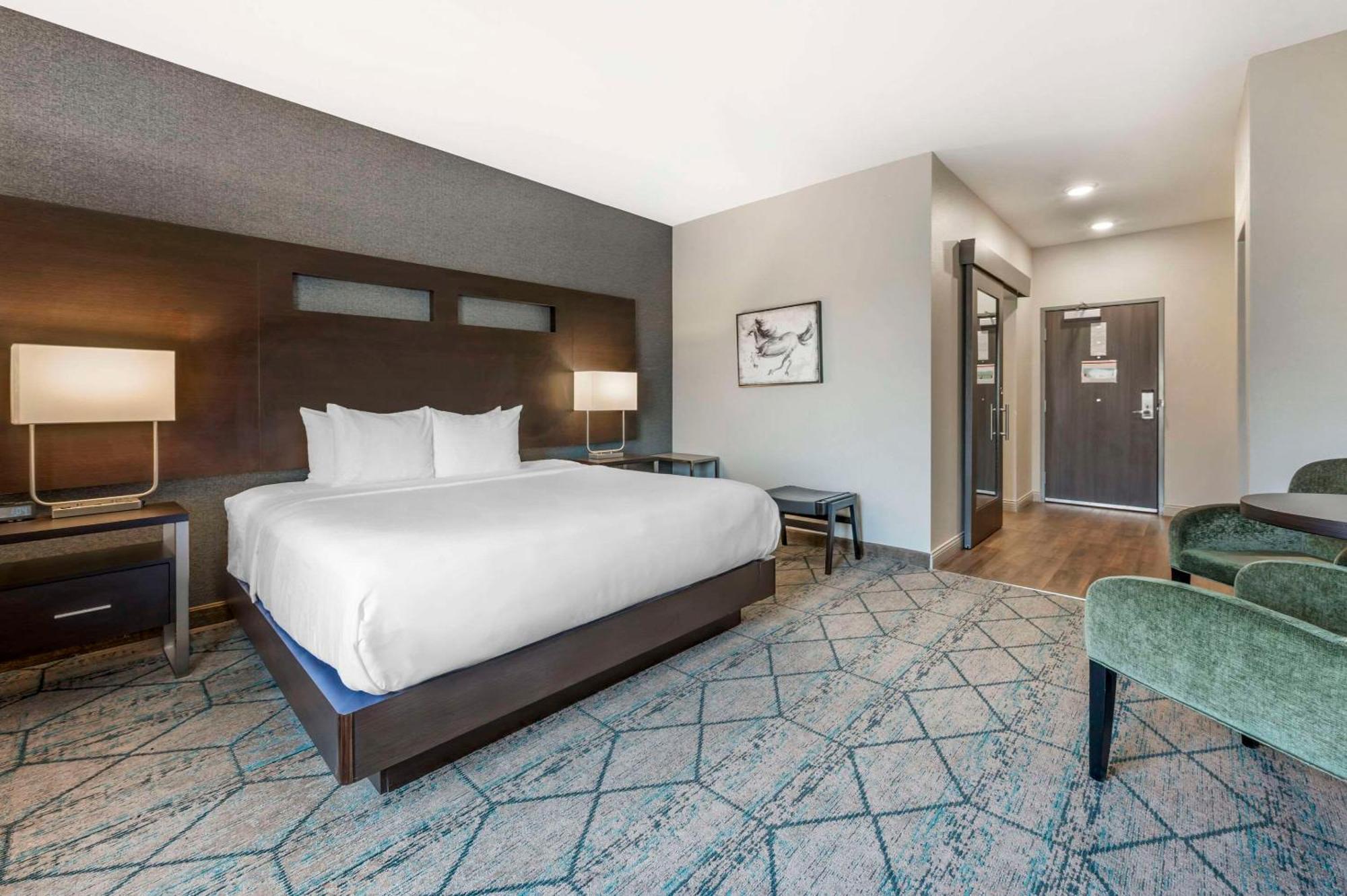 Comfort Inn & Suites Clarksville - Louisville North 외부 사진