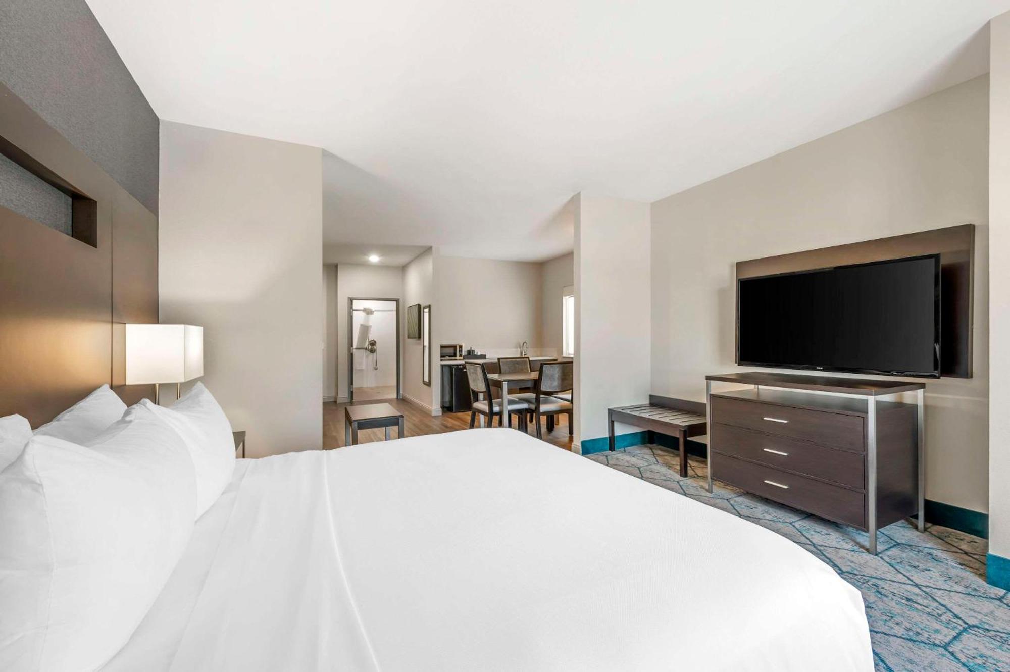 Comfort Inn & Suites Clarksville - Louisville North 외부 사진