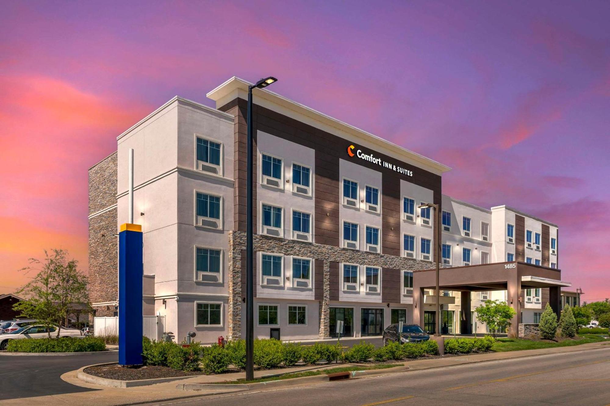 Comfort Inn & Suites Clarksville - Louisville North 외부 사진